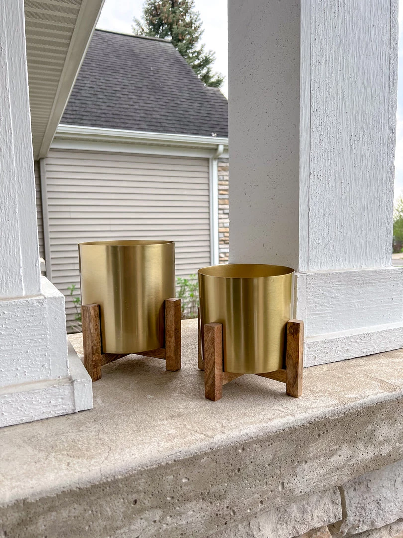 Inspire Me! Home Decor Gold Planters On Wood Stand (2 Sizes)