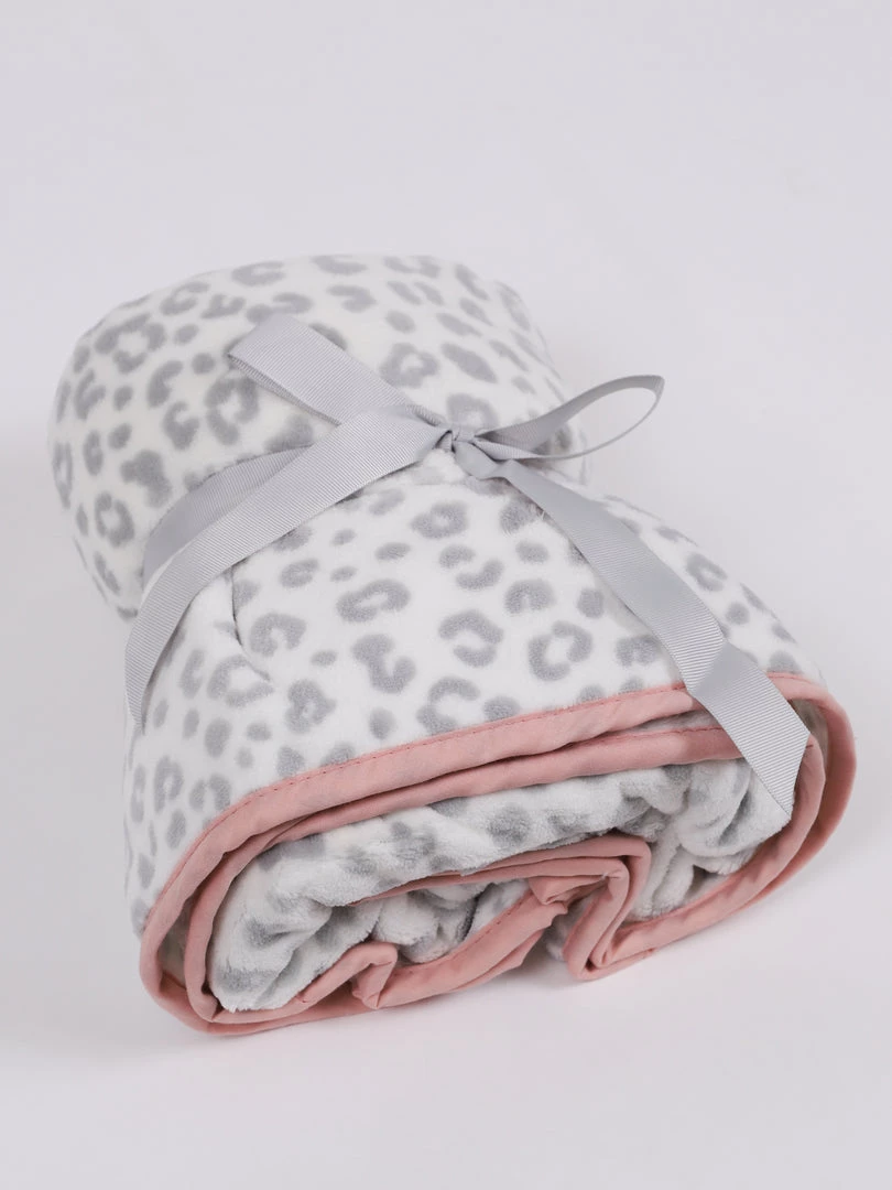 Inspire Me! Home Decor BATHROOM Grey Leopard Print Towel Wrap