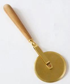 Inspire Me! Home Decor Gold Round Pizza Knife With Wood Handle