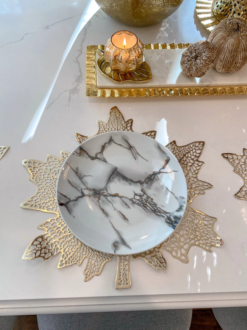 Inspire Me! Home Decor Gold Metallic Maple Leaf Place Mats (Set Of 4)