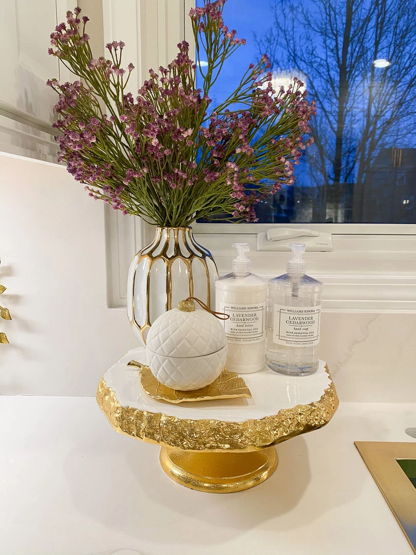 Inspire Me! Home Decor White Enameled Cake Stand With Metallic Edge (2 Colors) KITCHEN