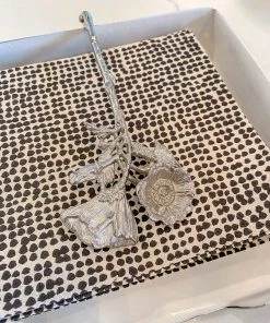 Inspire Me! Home Decor Silver White Enamel Napkin Holder W/ Floral Design