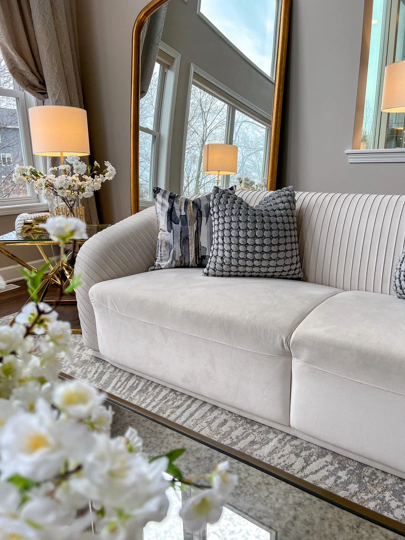 Cloud9d PILLOWS, RUGS, & THROWS Elise Black Gold Pillow - 20" X 20"