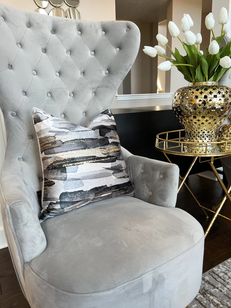 Cloud9d PILLOWS, RUGS, & THROWS Elise Black Gold Pillow - 20" X 20"