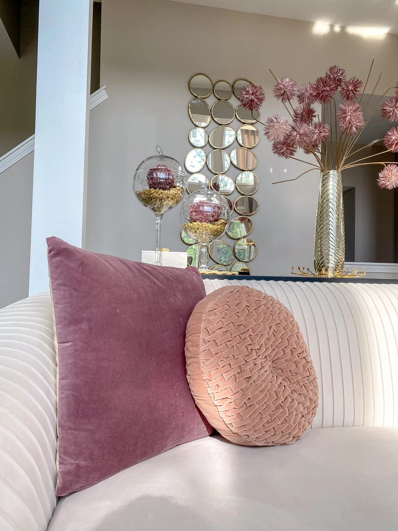 Inspire Me! Home Decor PILLOWS, RUGS, & THROWS Blush Woven Velvet Round Pillow