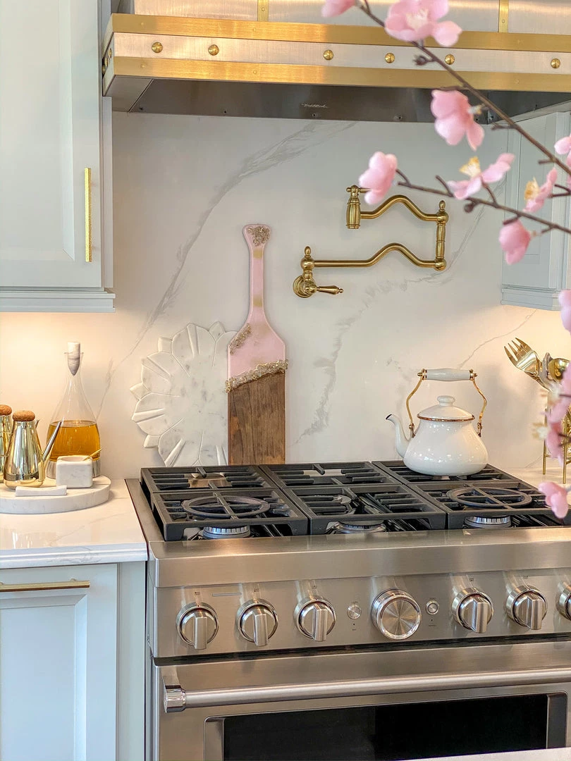 Inspire Me! Home Decor Gold Leaf And Pink Resin Wood Paddle Serving Board