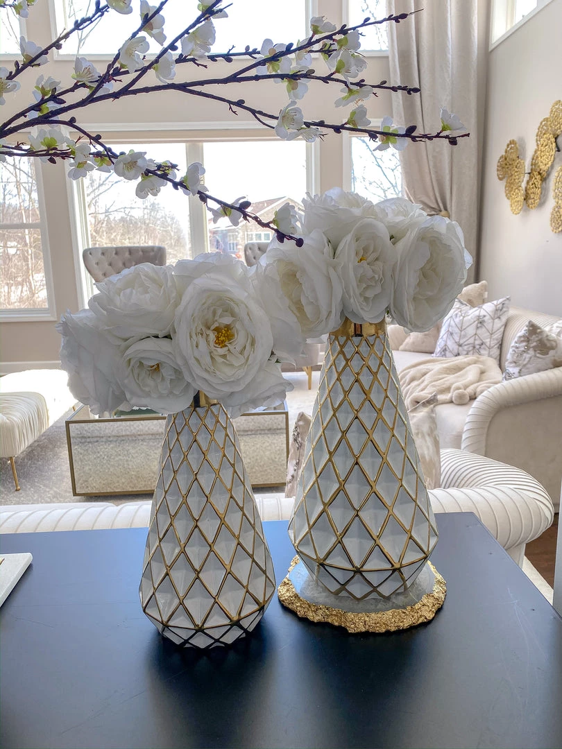 Inspire Me! Home Decor Gold And White Lattice Tapered Vase (2 Sizes)