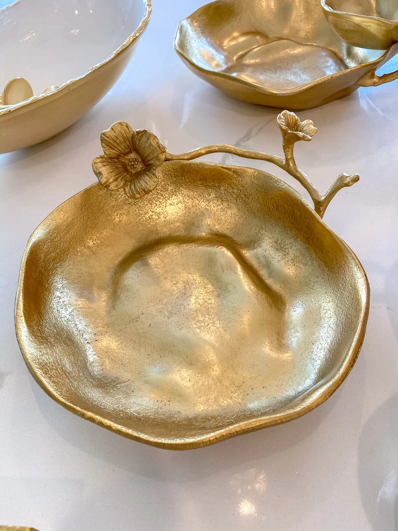 Inspire Me! Home Decor Metal Floral Bowl (2 Colors)