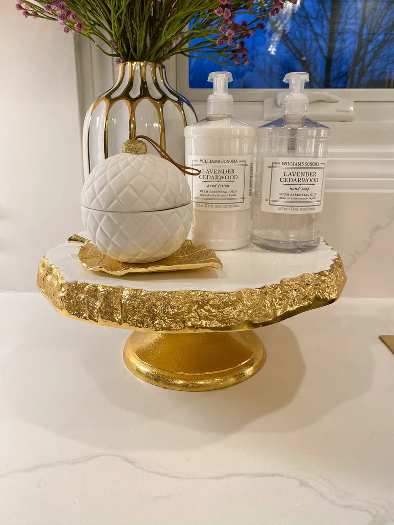 Inspire Me! Home Decor White Enameled Cake Stand With Metallic Edge (2 Colors) KITCHEN