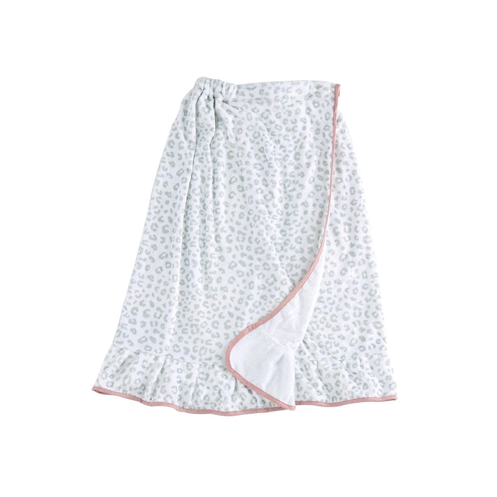 Inspire Me! Home Decor BATHROOM Grey Leopard Print Towel Wrap